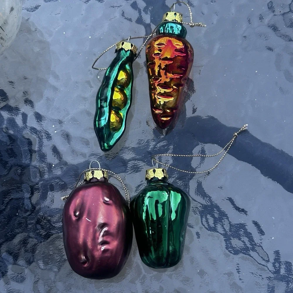 4 VTG Colorful Glass Vegetable Christmas Ornaments Pea POD Carrot Pepper Potato